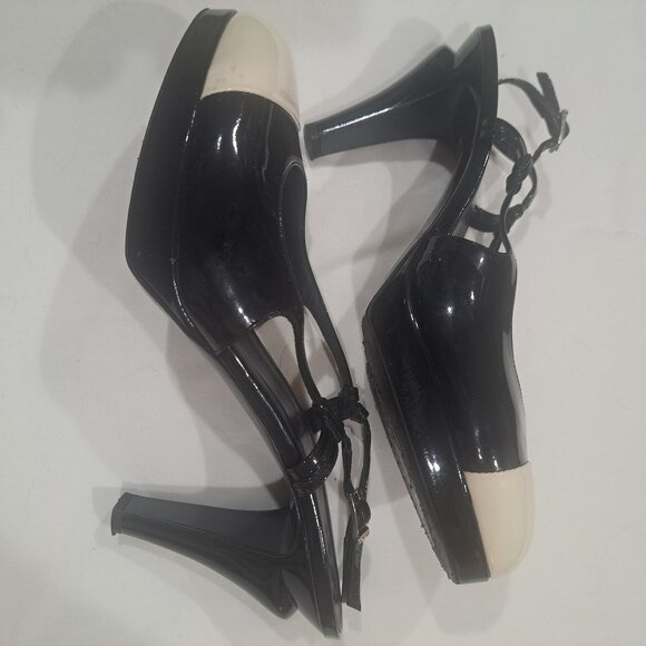 Classic Vintage Chanel Black &  open backed White Heel - Picture 2 of 13